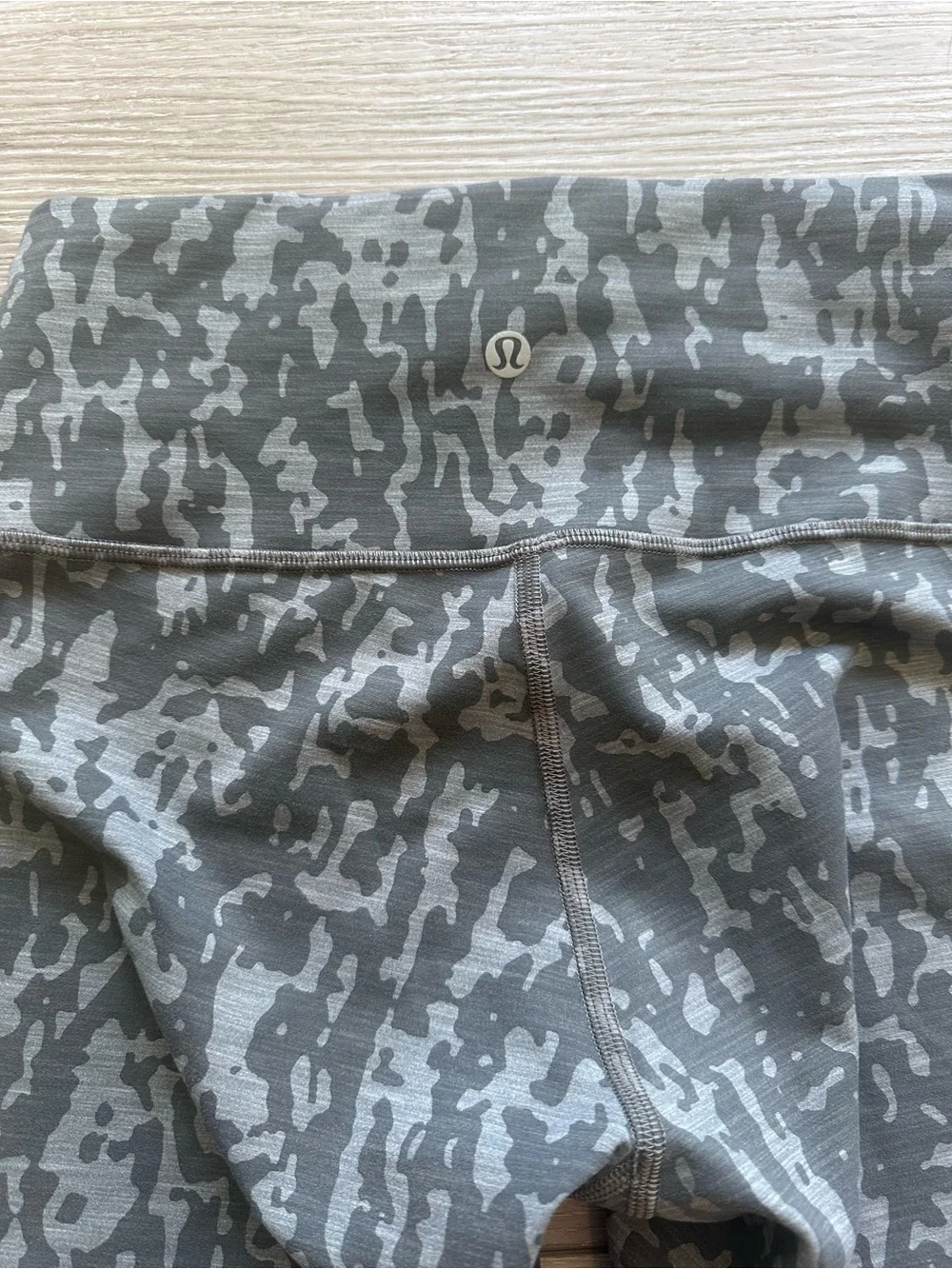 Lululemon High-Waist Cropped Leggings in Charcoal Pattern